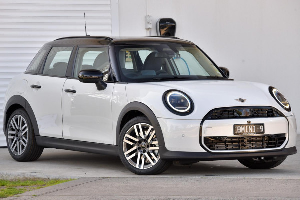 MINI Cooper C Classic F65