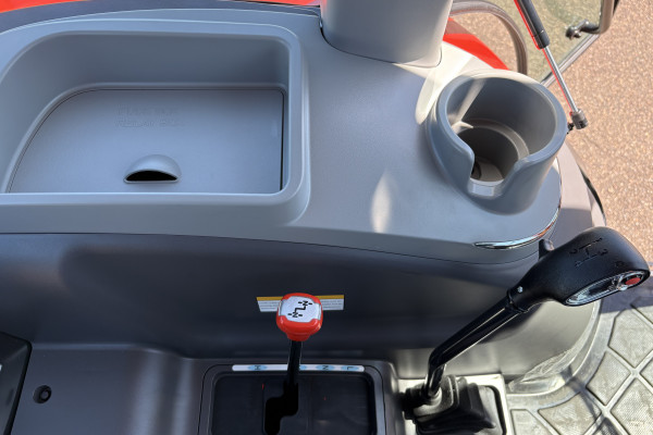 2025 Kioti RX8030 CAB TRACTOR w/ LOADER & BUCKET  RX8030 Tractors Image 12