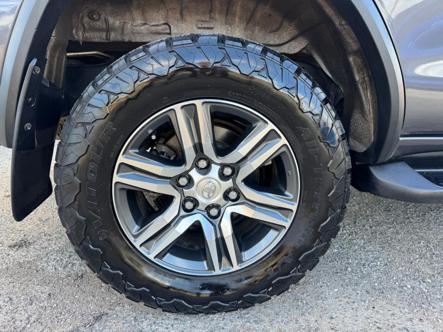 2018 Toyota Fortuner GUN156R GX SUV Image 22
