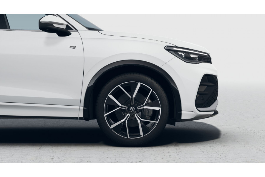 2025 Volkswagen Tiguan CT 195TSI R-Line SUV Image 6