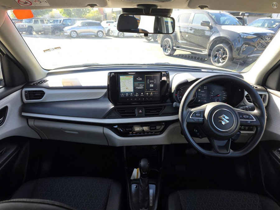 2025 Suzuki Swift UZ Hybrid Hatch Image 14