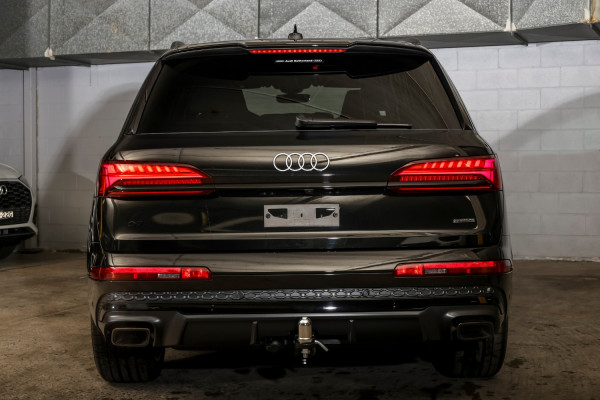 2025 Audi Q7 4M TFSI 250kW S line SUV image 5