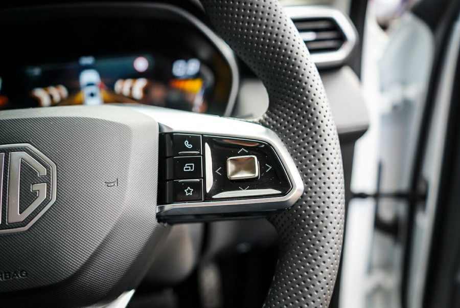 2025 MG ZS ZS32 Essence SUV Image 21