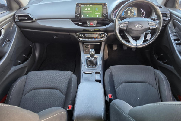 2021 Hyundai i30 PD.V4  Hatch Image 11