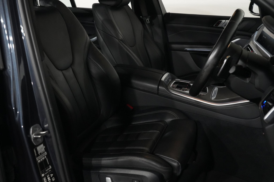 2022 BMW X5 xDrive30d SUV Image 19