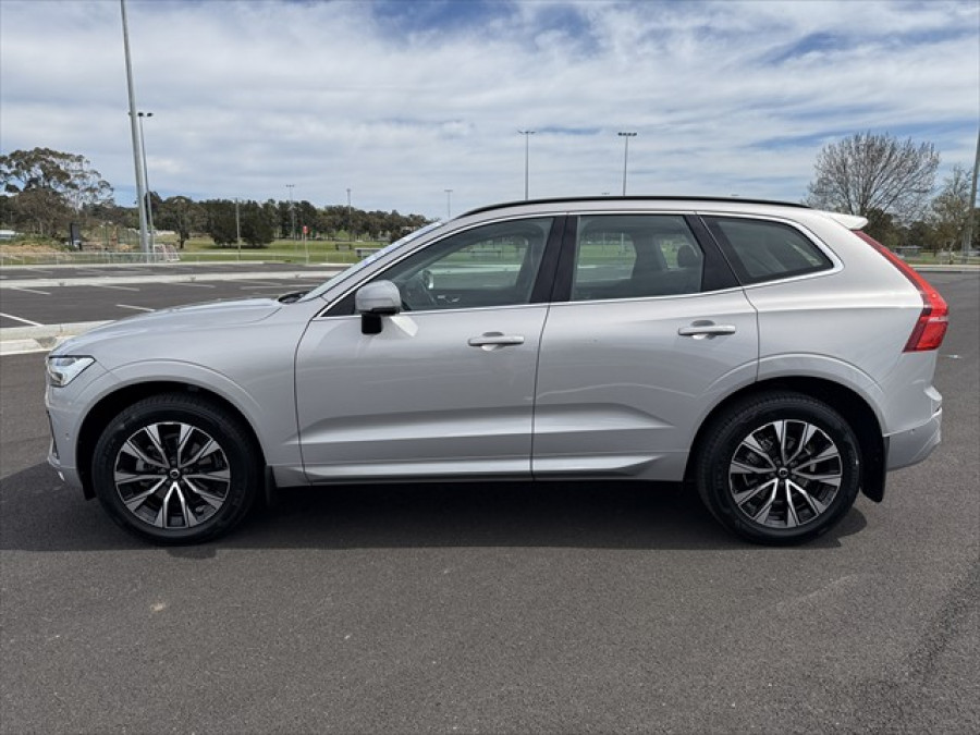 2023 Volvo XC60 UZ Plus B5 SUV Image 7