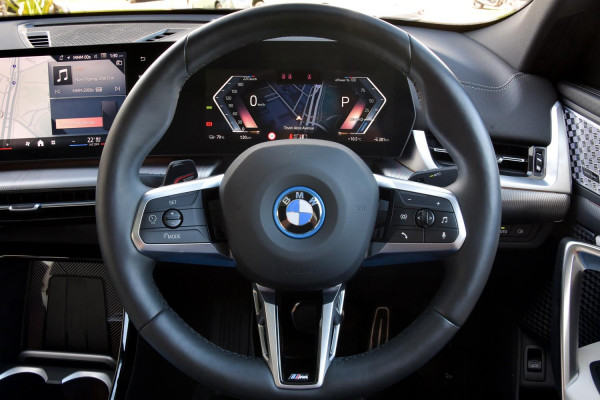 2024 BMW iX2 U10 eDrive20 M Sport SUV image 8