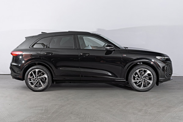 2025 Audi Q5 GU TFSI 150kW SUV image 3