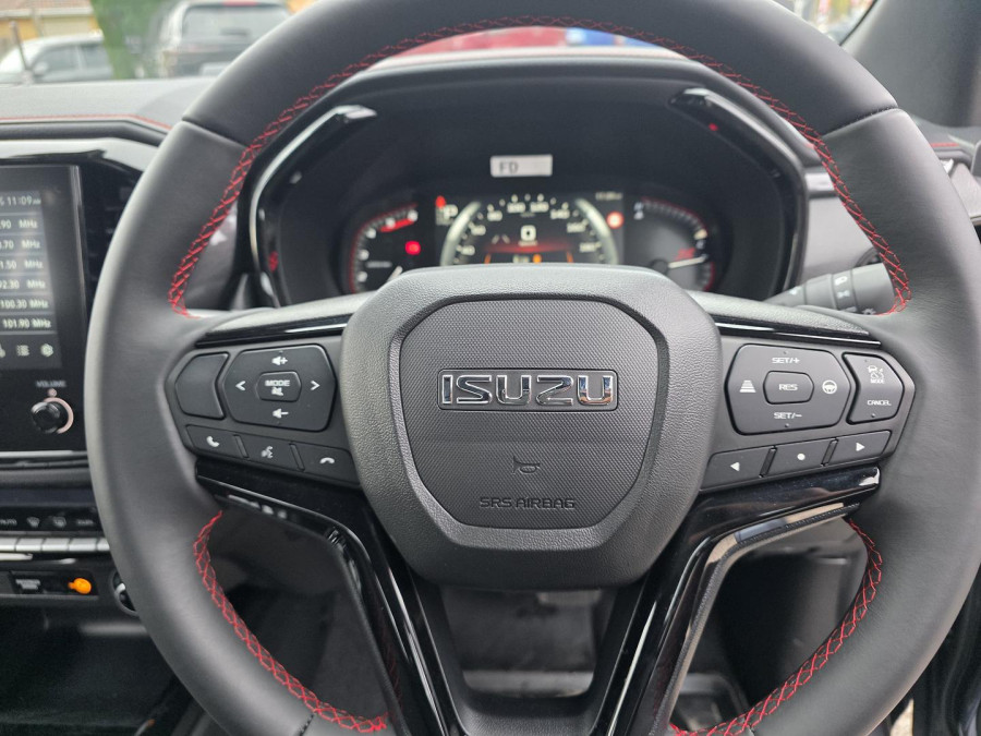 2026 MY25.5 Isuzu D-MAX RG X-TERRAIN Ute Image 17