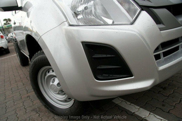 2020 MY19 Isuzu Ute D-MAX MY19 SX Space Cab Cab chassis Mobile Image 2