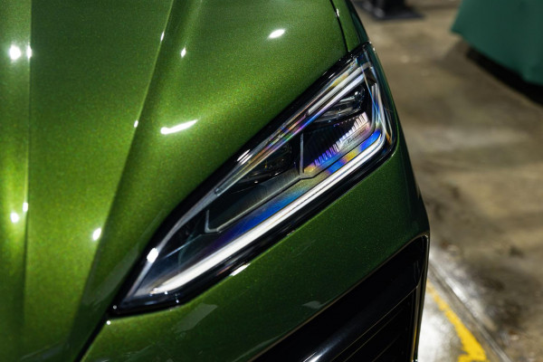 2025 Lamborghini Urus 636 SE SUV Image 8