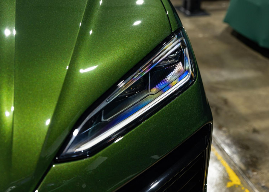 2025 Lamborghini Urus 636 SE SUV Image 8