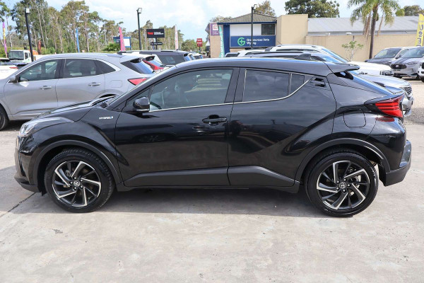 2023 Toyota C-HR  Koba SUV