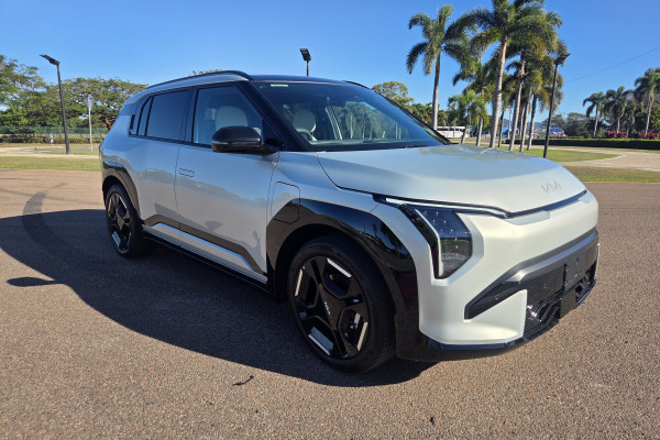 2026 Kia EV3 SV GT-Line SUV Image 1