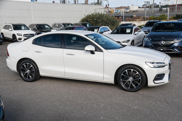 2019 MY20 Volvo S60 Z Series T5 Momentum Sedan image 5
