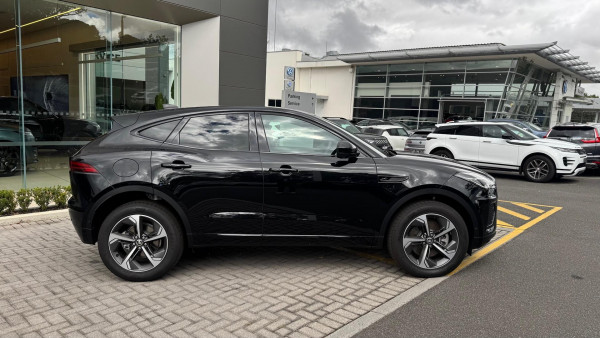 2024 MY24.75 Jaguar E-PACE X540 R-Dynamic SE SUV image 6