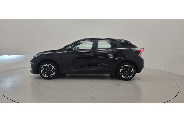 2024 MG MG4 MEH32 Excite 51 Hatch Image 5