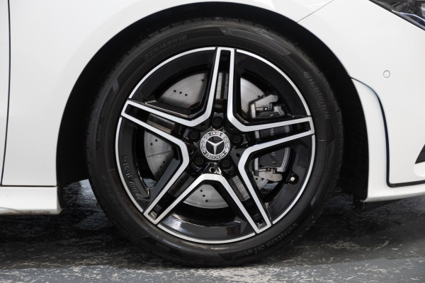 2022 Mercedes-Benz CLA-Class 250 4matic Coupe image 6