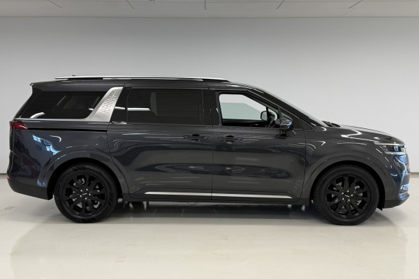 2023 Kia Carnival KA4 Special Edition People Mover