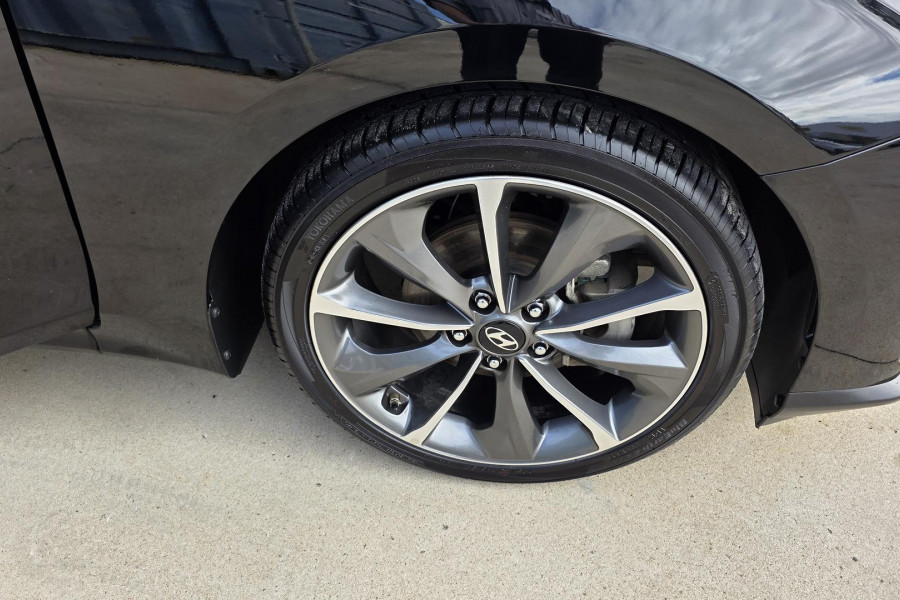 2019 MY20 Hyundai Veloster JS  Coupe Image 28