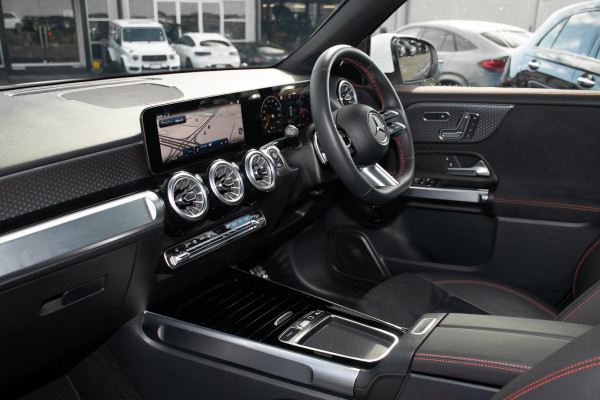 2025 [THIS VEHICLE IS SOLD] image 8