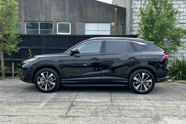 2026 MG HS Plug-in Hybrid Essence SUV Image 6