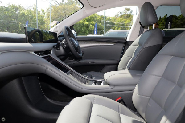 2025 MG IM6 S12L Platinum SUV Image 7