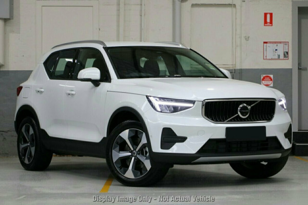 2026 Volvo XC40 XZ Plus B4 SUV
