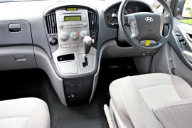 2009 Hyundai Imax TQ-W Wagon