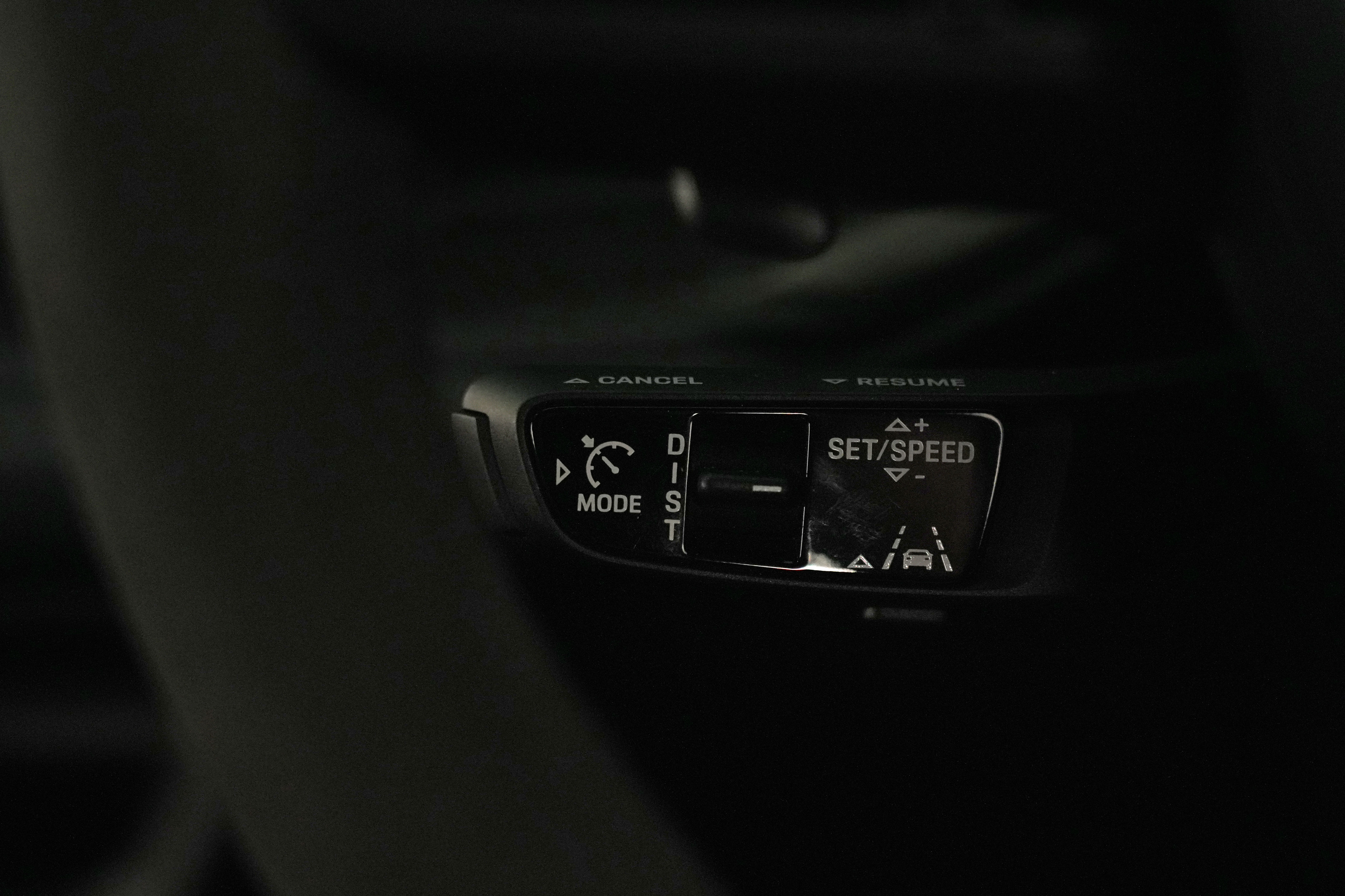 2024 Porsche Cayenne GTS Coupe Image 46