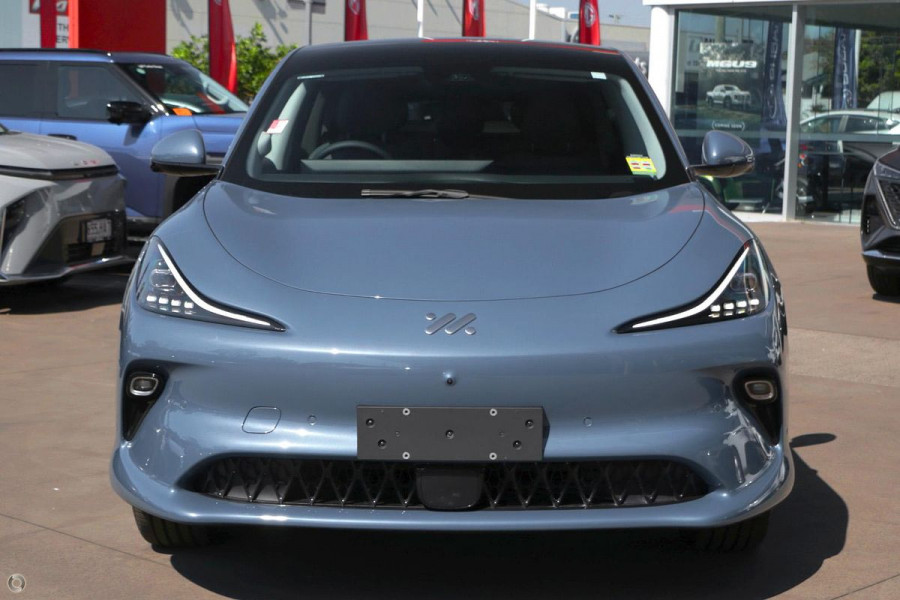 2025 MG IM6 S12L Platinum SUV Image 2