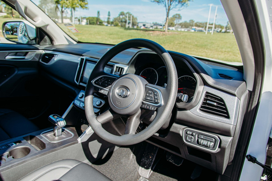 2025 MY24 GWM Ute NPW Cannon Premium CC Cab Chassis Image 34