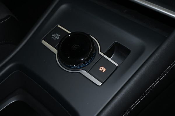2025 Volkswagen Tayron R4 150TSI Life SUV image 14