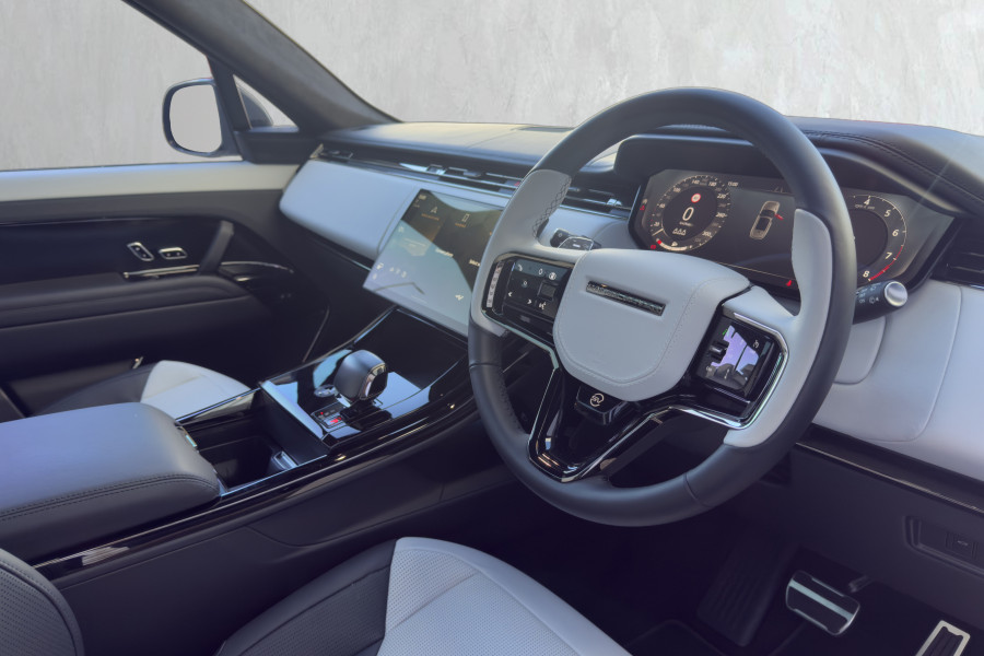 2025 Land Rover Range Rover Sport L461 P635 SV SUV