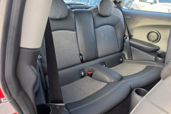 2015 MINI Cooper F56 Hatch Image 15