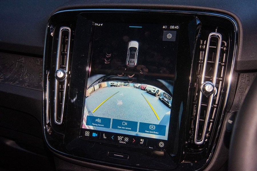 2023 MY24 Volvo C40  Recharge SUV Image 15