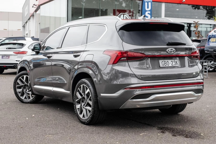 2023 Hyundai Santa Fe TM.V4 Highlander SUV Image 2