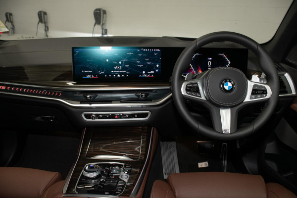 2025 BMW X5 G05 LCI xDrive40i M Sport SUV image 7