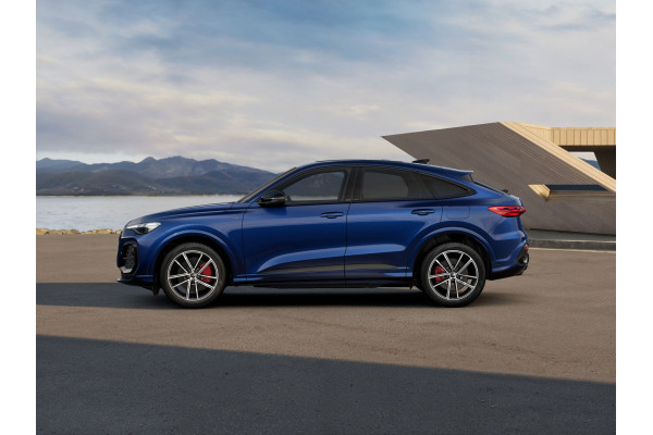 2026 MY25 Audi Q5 GU e-hybrid 270kW Hatch Image 3
