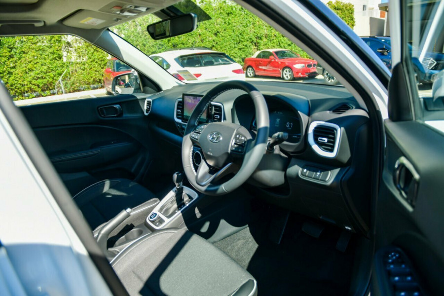 2025 Hyundai Venue QX.V5 Elite SUV Image 15