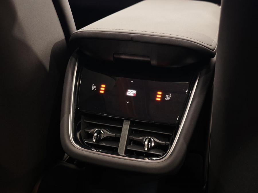 2024 Polestar 3  Long range Dual motor SUV Image 23