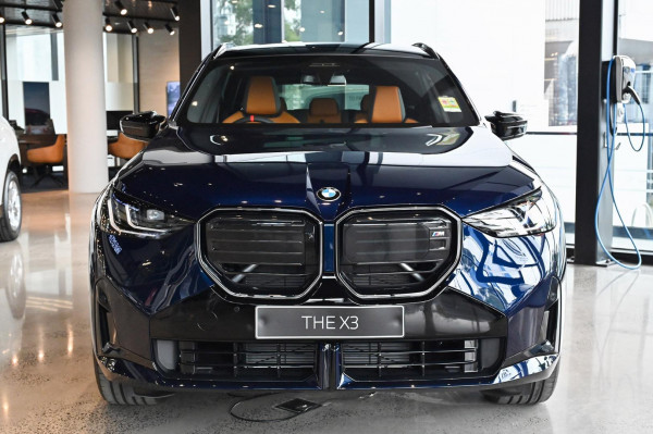 2025 BMW X3 G45 M50 xDrive SUV image 2