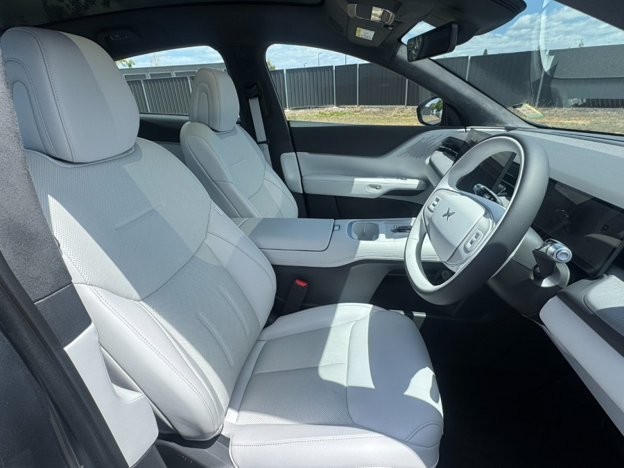 2026 XPeng G6  Long Range SUV Image 9