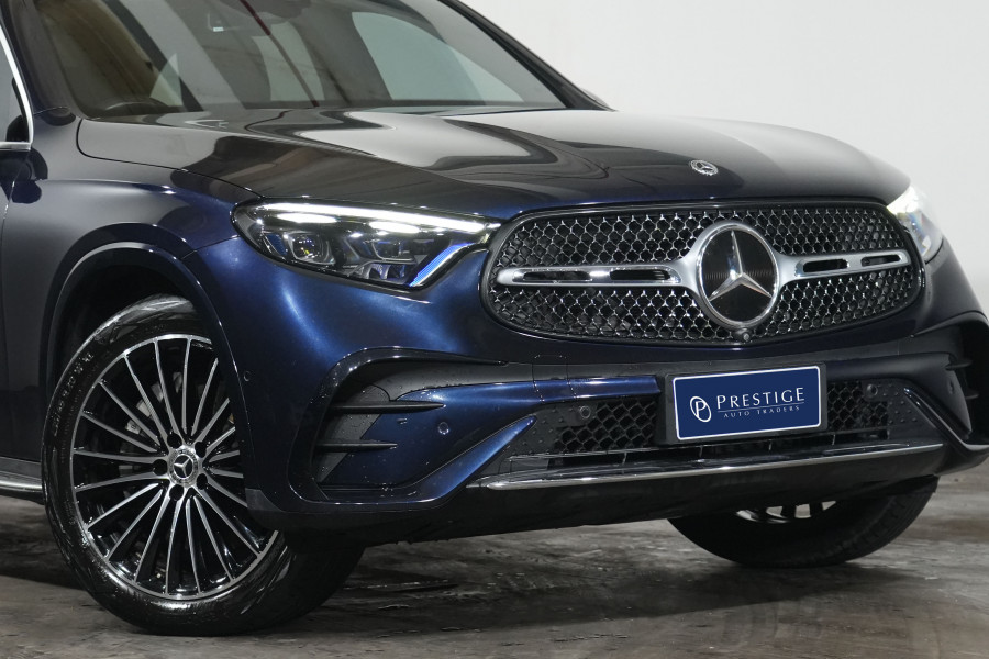 2024 Mercedes-Benz GLC-Class GLC300 SUV Image 2