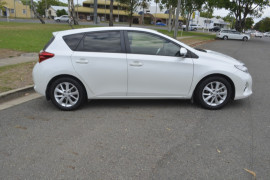 Toyota Corolla Ascent ZR