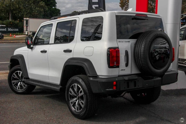 2025 GWM Tank 300 P01 Ultra SUV Image 4
