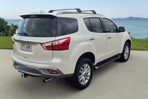 2018 Isuzu MU-X LS-T SUV Image 7