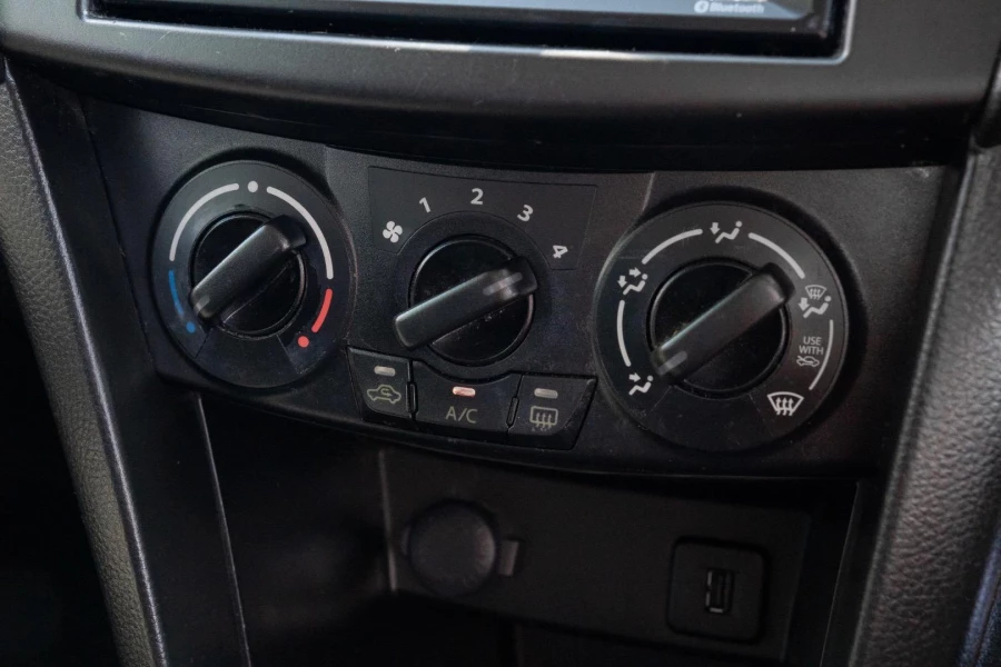 2014 Suzuki Swift FZ GL Hatch Image 14