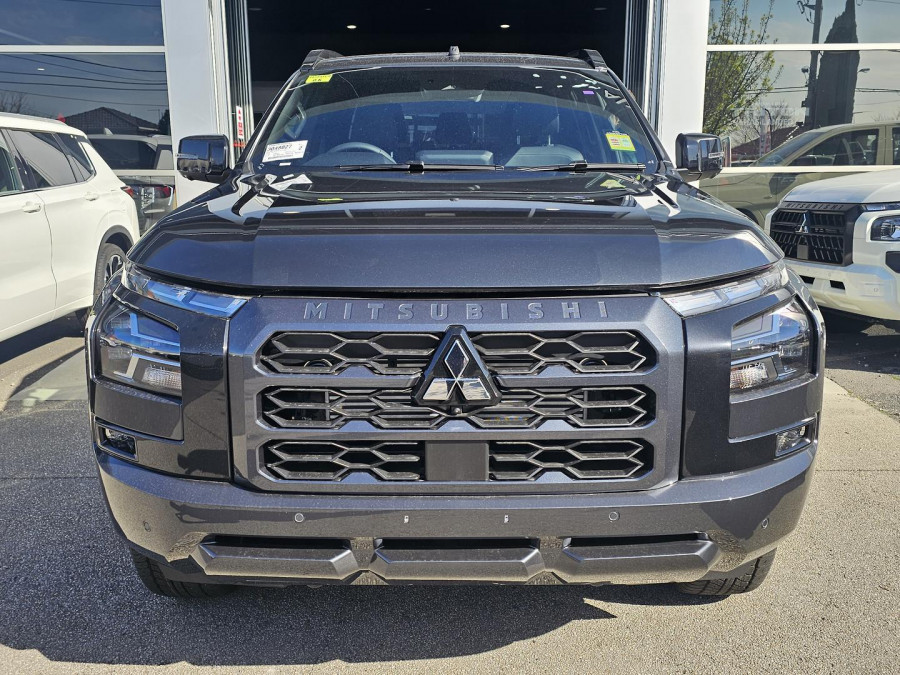 2026 Mitsubishi Triton MV GSR Ute Image 2