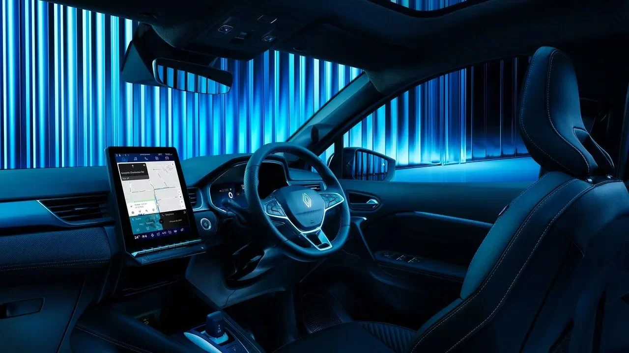 electrically adjustable front seats Image